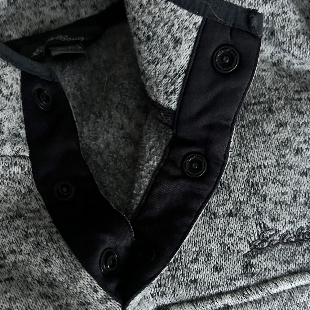 Eddie Bauer Men's Gray Heathered Pullover - Picture 3 of 7